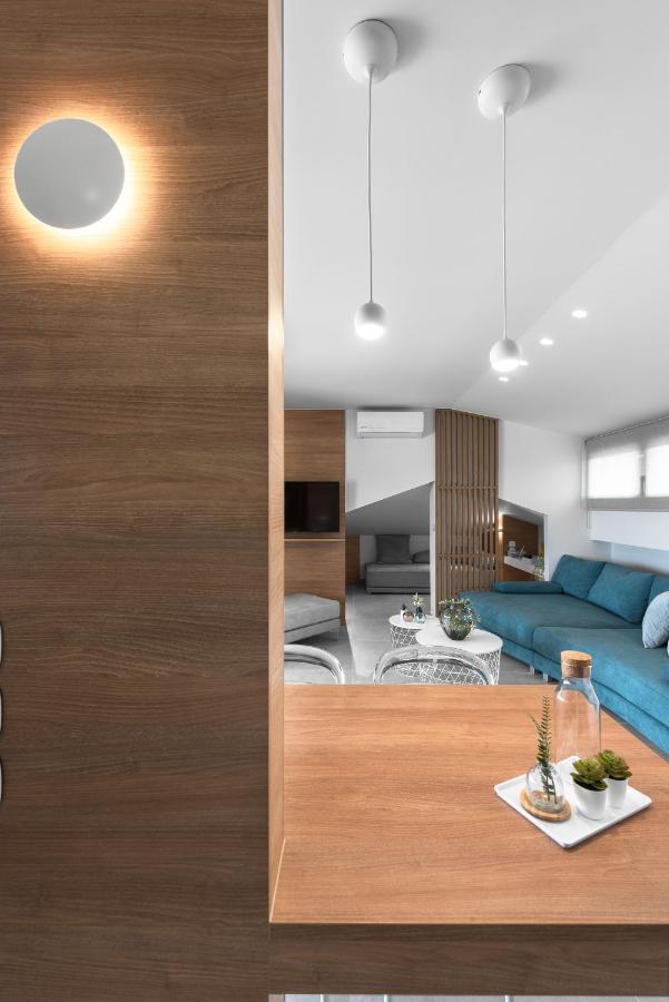 Pola'S Loft Apartment Ierissos Bagian luar foto