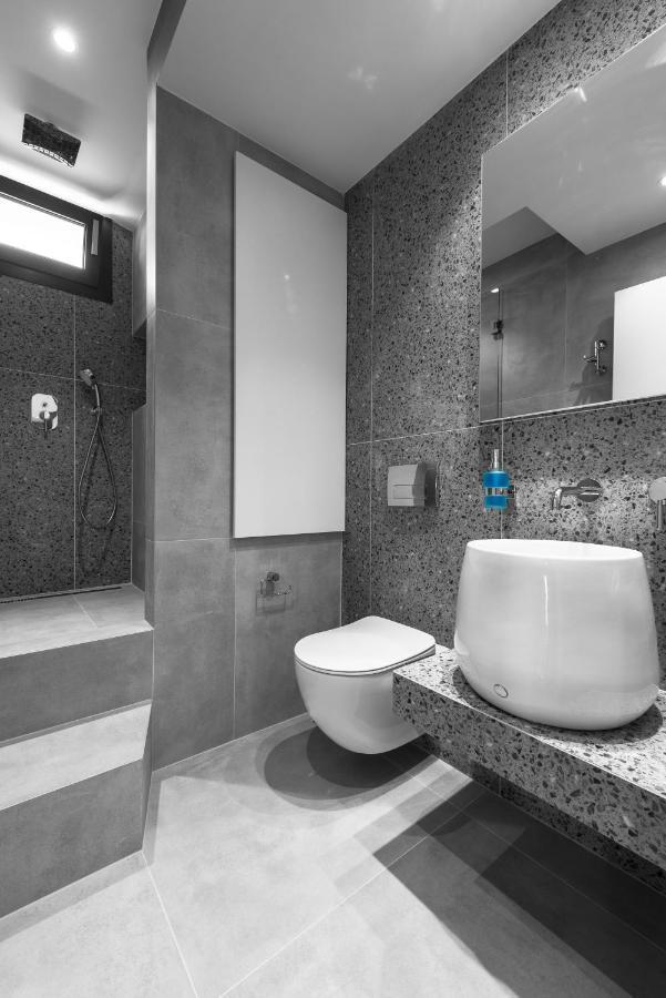 Pola'S Loft Apartment Ierissos Bagian luar foto